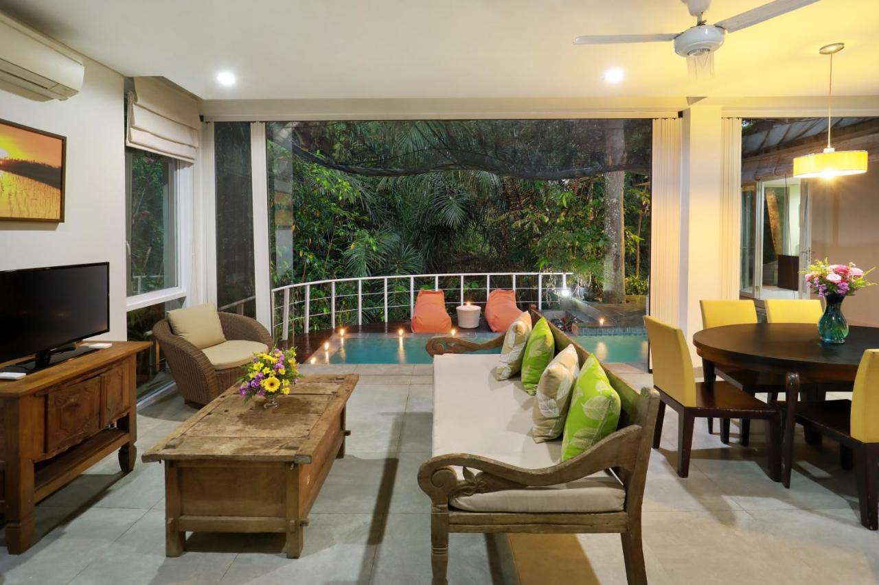 Waterfall Villa Ubud Buitenkant foto